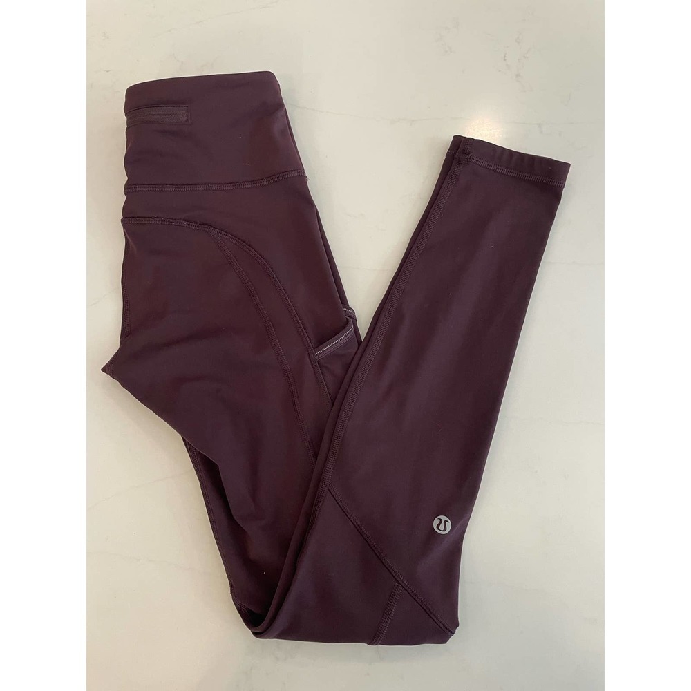 Lululemon 7/8 Compression Leggings with Moto Seams & Pockets